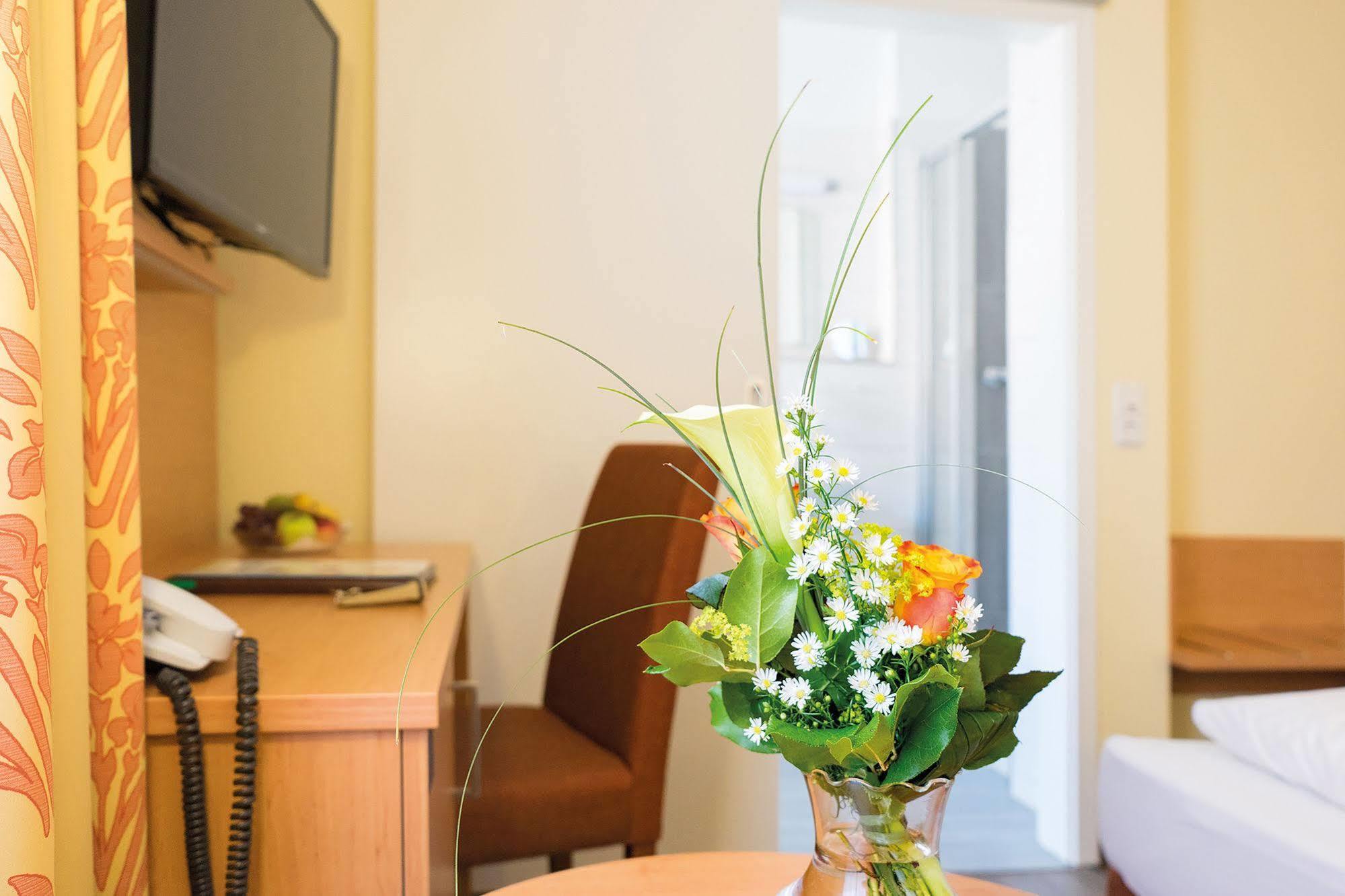 Vitalhotel Am Stadtpark Superior Bad Harzburg Ngoại thất bức ảnh